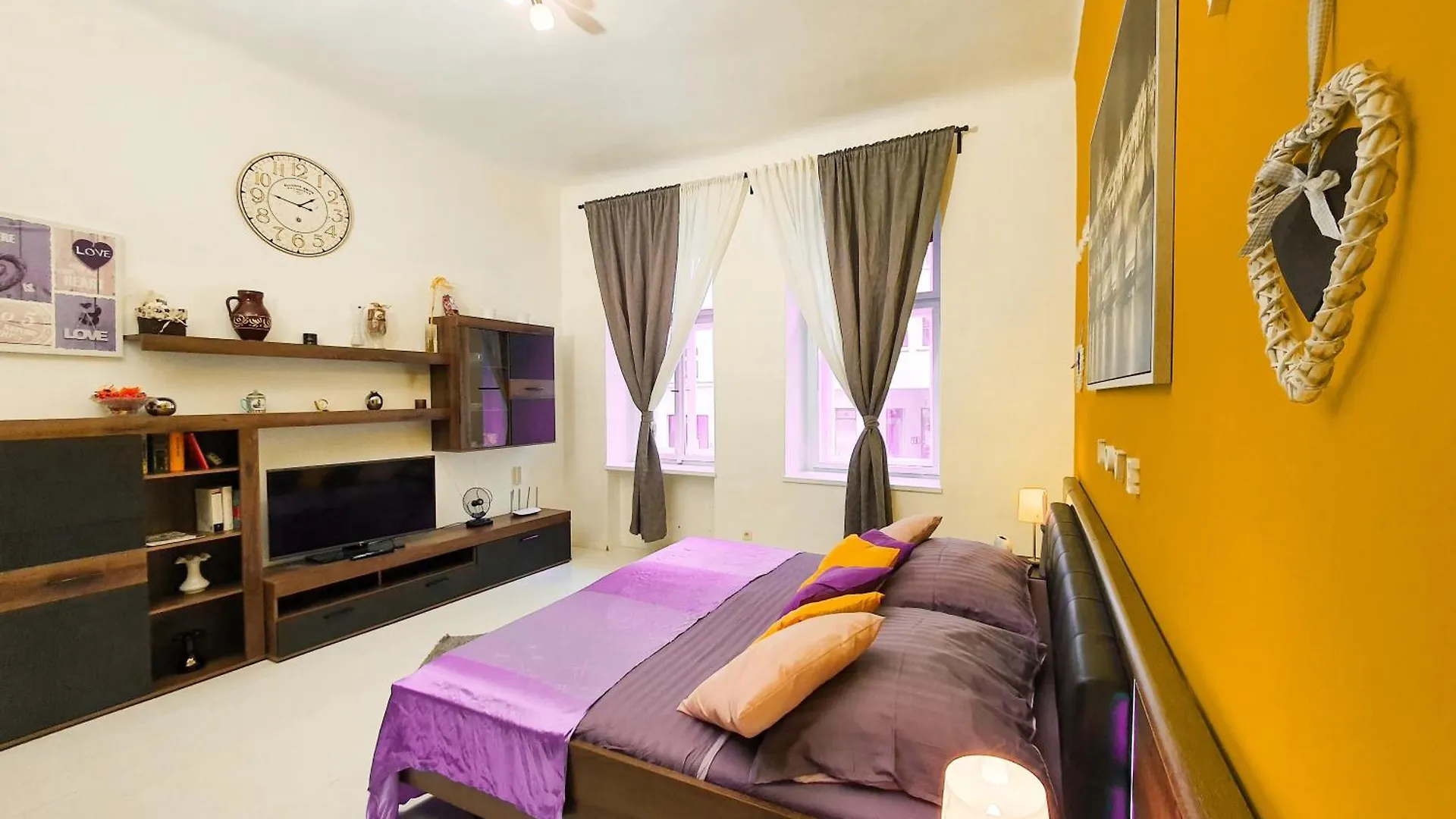 Apartment In The Center Of Prague