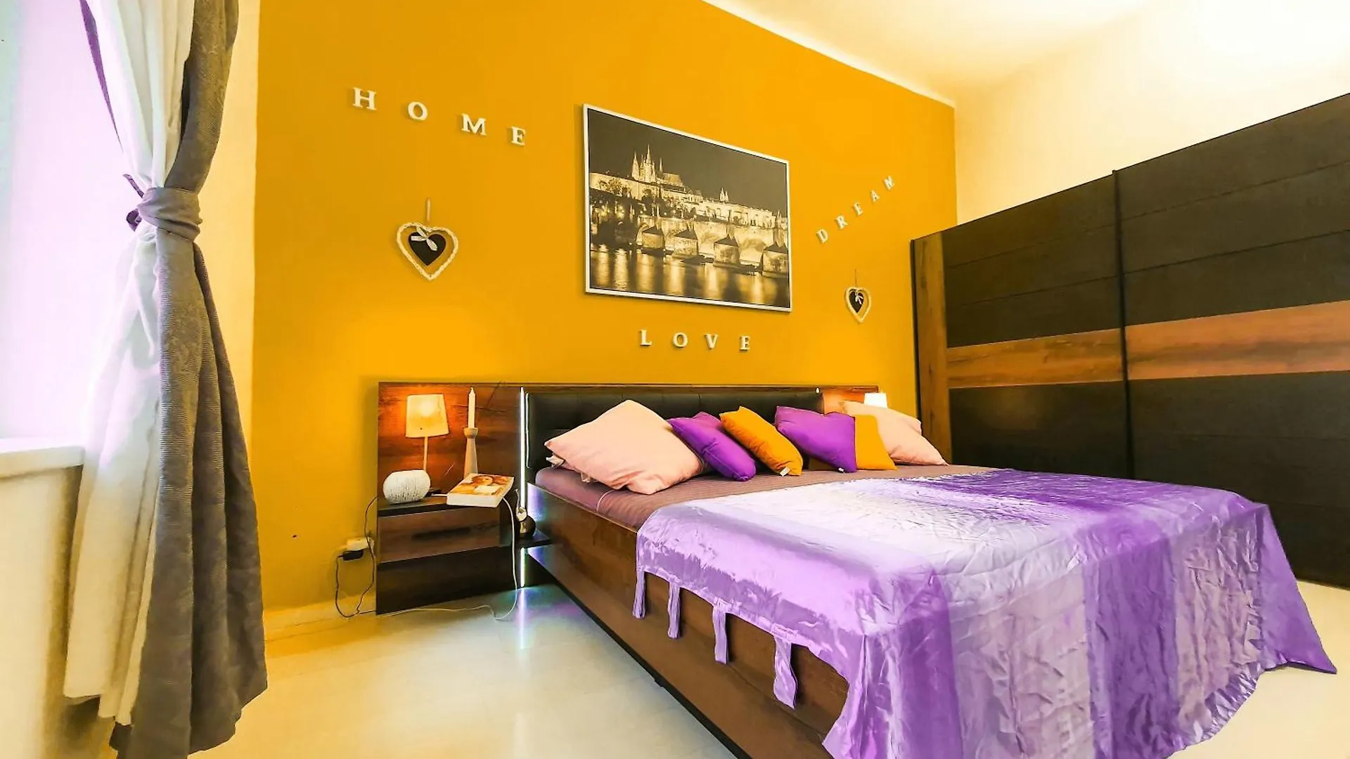 Apartment In The Center Of Praag